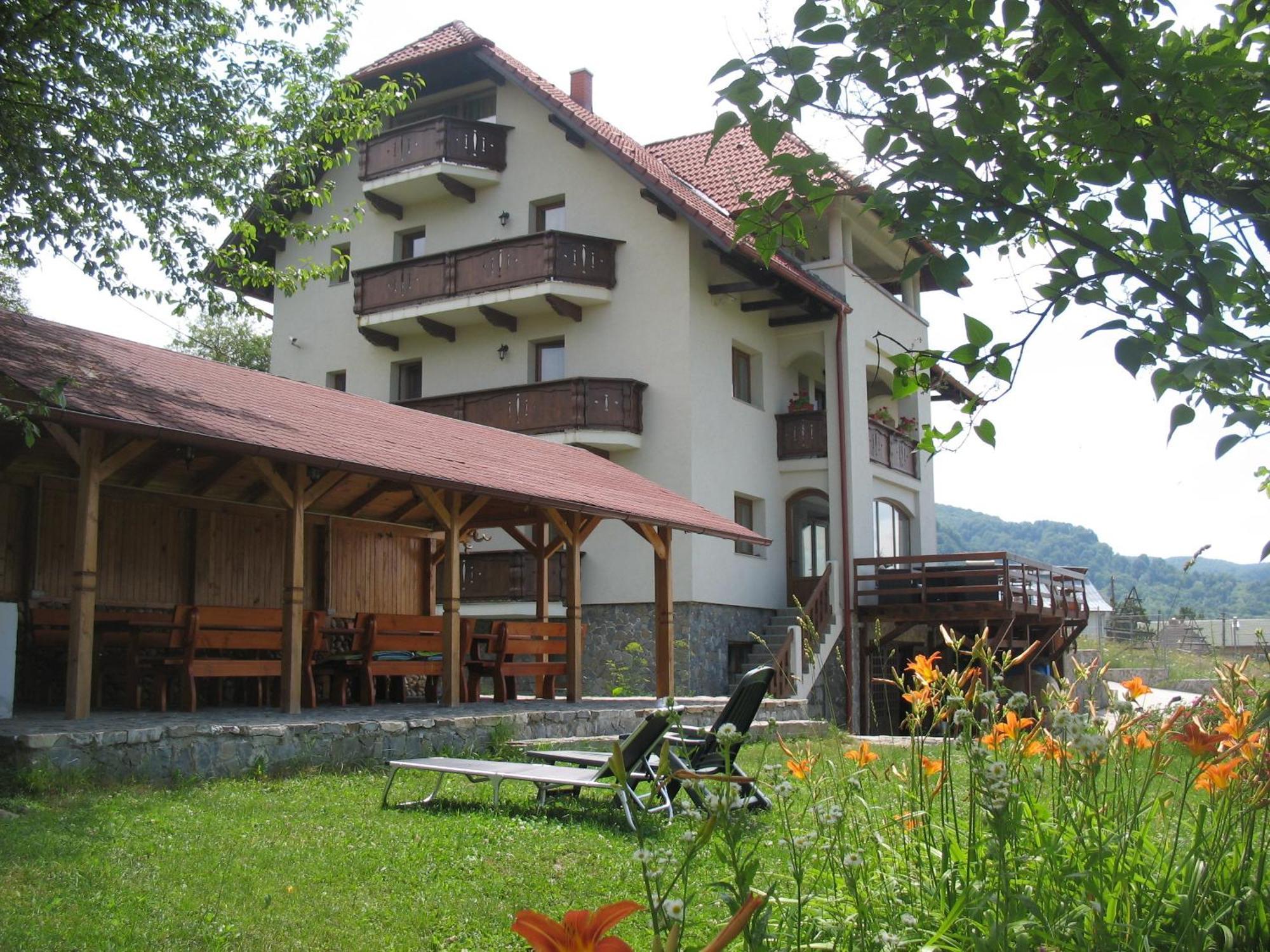 Hotel Pension Irina Arefu Esterno foto