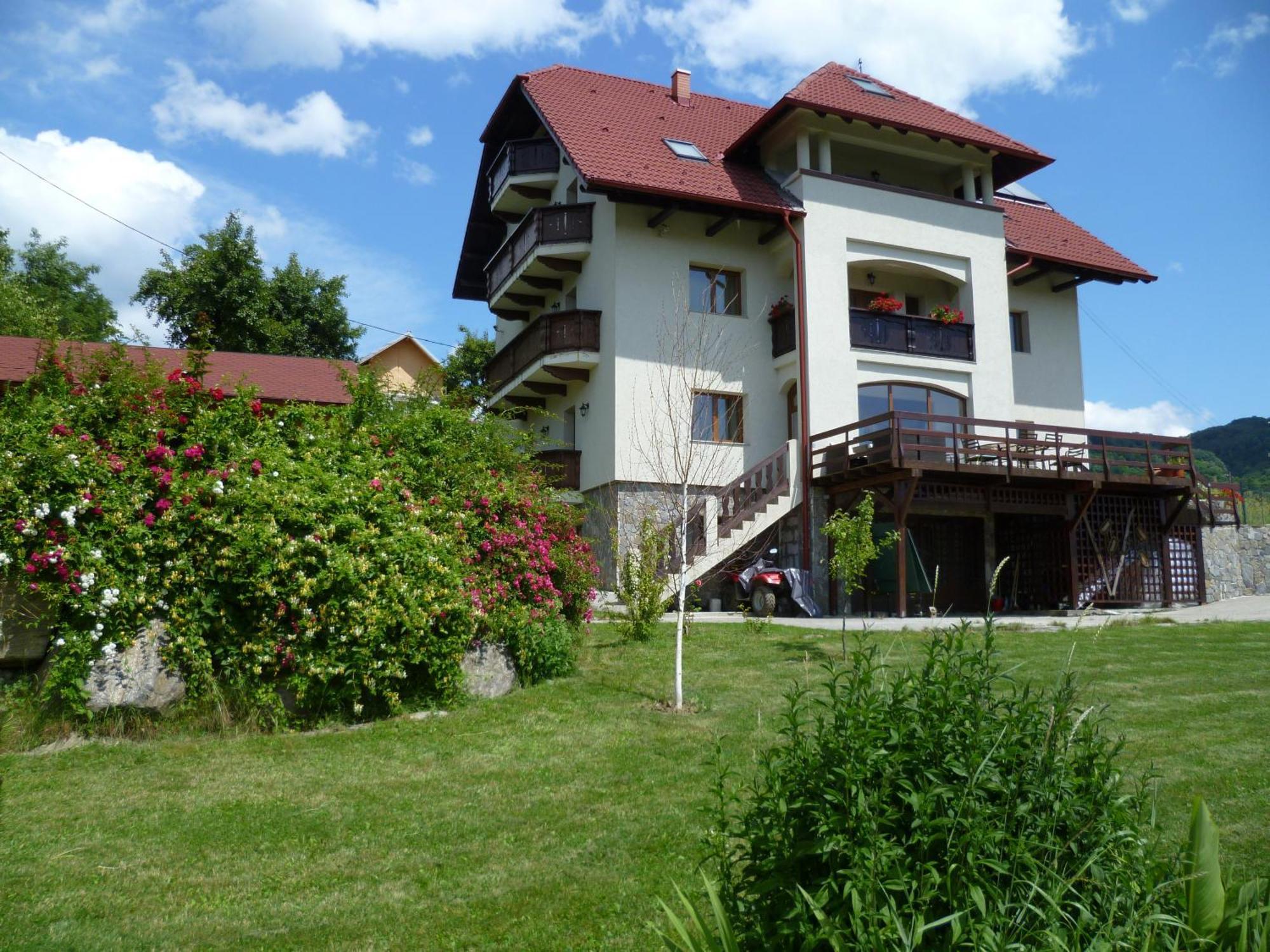 Hotel Pension Irina Arefu Esterno foto